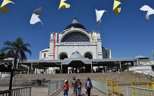 Comerciante de Caacupé lamenta abandono de las autoridades: "Nunca se acercaron a nosotros" » Ñanduti