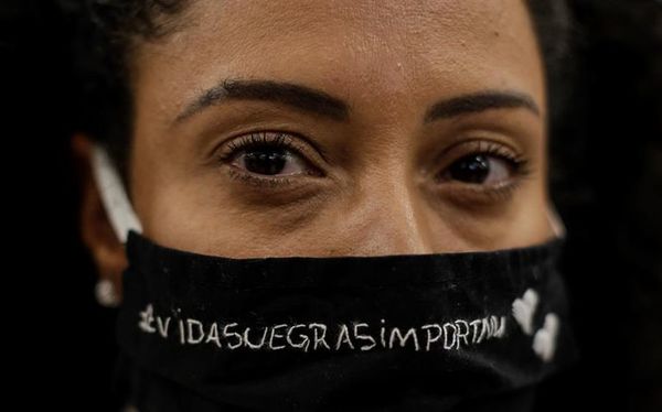 Crean en Brasil una aplicación que ayuda a combatir el racismo  - Tecnología - ABC Color