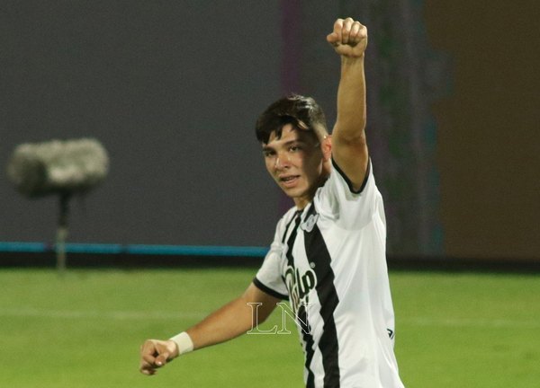 Un sueño: Con 16 años, debutó en Copa Libertadores y marcó un gol clave