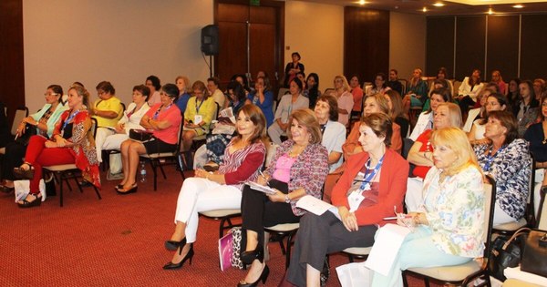 La Nación / Hoy arranca el Congreso Iberoamericano “Mujeres que suman 3.0”, que busca “conectarlas”