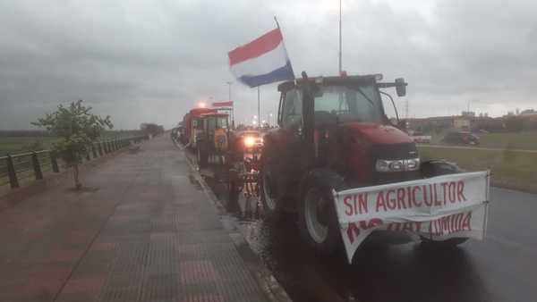 Productores de Itapúa endurecerán medidas si no tienen respuesta del gobierno - Megacadena — Últimas Noticias de Paraguay