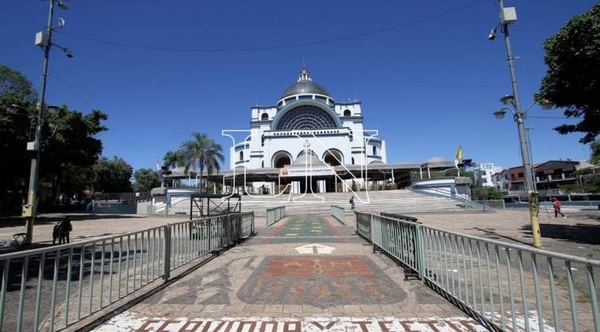 HOY / Desde el sábado, Basílica cerrada y sin equipo de audio que trasmita la misa afuera