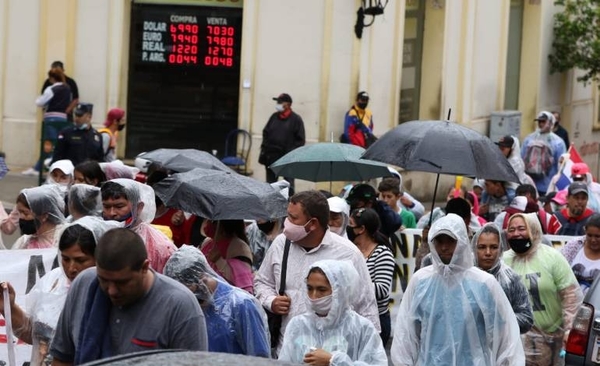HOY / Sintechos y sintierras también se manifiestan en Asunción