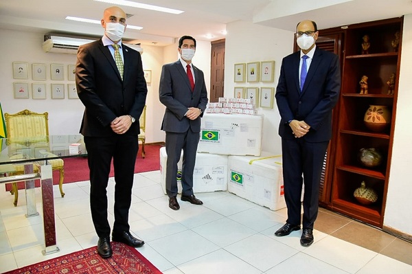 Brasil dona 50.000 kits para análisis de Covid-19 - El Trueno