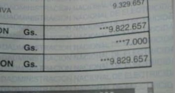 Crónica / Pagaba 23mil por la luz y ahora le vino ¡10 millones!