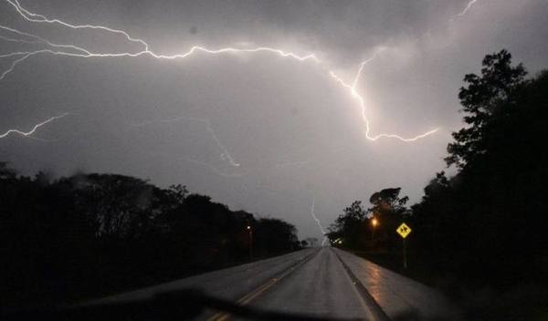 Alerta: sistema de tormentas se desplaza hacia el norte del país | OnLivePy