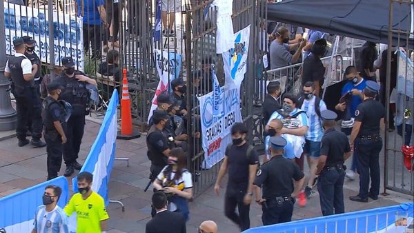 EN VIVO | Despedida a Diego Armando Maradona | OnLivePy