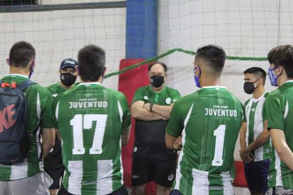 SPORT JUVENTUD TIRA LA CASA POR LA VENTANA ASPIRANDO EL TÍTULO