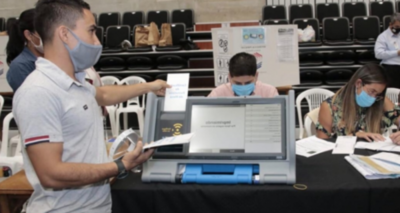 HOY / Elecciones municipales: TSJE utilizará máquinas electrónicas