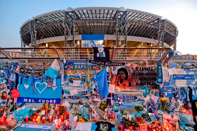 Oficialmente, el San Paolo pasará a llamarse “Diego Maradona”