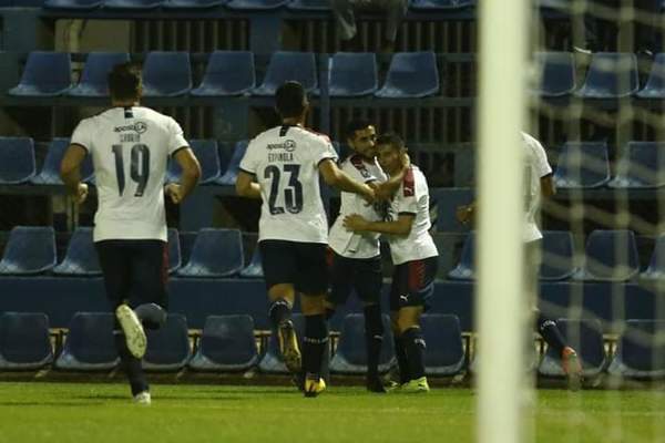 LA PUNTA DEL APERTURA EN MANOS DEL CICLÓN