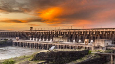Grupos privilegiados utilizan como caja chica los recursos de Itaipú y Yacyretá