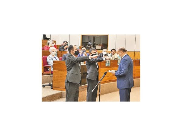 Juran nuevos miembros del CM y atacarán el reglamento