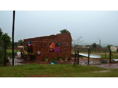 Temporal destechó casas y tumbó árboles en varios departamentos