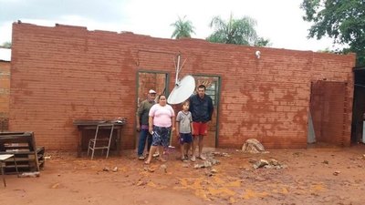 Crónica / “Cuando el techo voló les abracé fuerte a mis hijos”