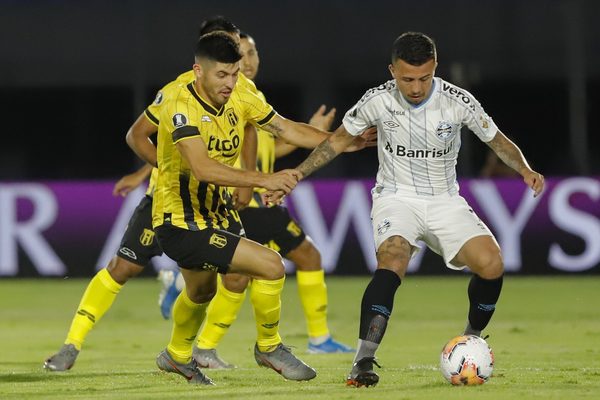 Guaraní perdió 2-0 ante Gremio en la ida de los 8vos. de la Libertadores » Ñanduti