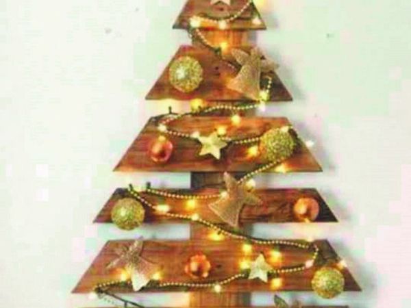 Arbolitos de reciclados, el nuevo boom navideño