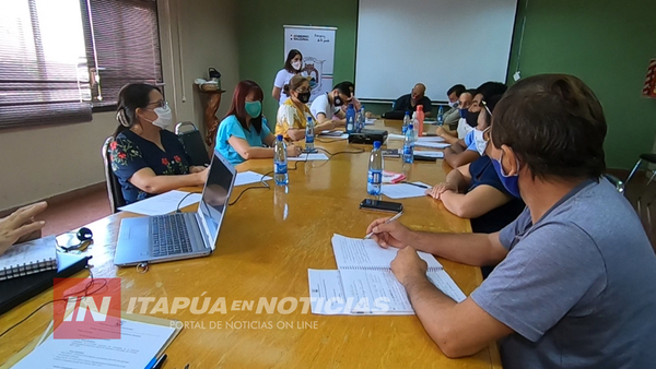 CONSEJO DEPARTAMENTAL DE EDUCACIÓN SE REUNIÓ EN LA GOBERNACIÓN DE ITAPÚA