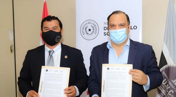 MDS y la UNCA firman convenio para pasantías académicas e investigación científica - Noticiero Paraguay