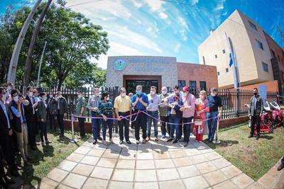 Gobierno inaugura nueva sede del CAH en Fram y entrega créditos y aportes a pequeños productores | .::Agencia IP::.