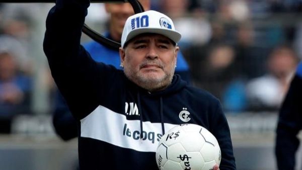 "Nunca tuvo espíritu deportivo", dice Shilton sobre Maradona
