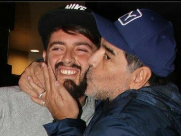 Los hijos de Maradona lo despiden con emoción a través de las redes sociales