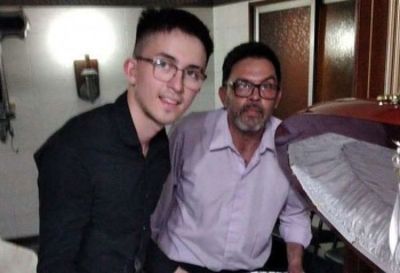 Maradona: la indignación en Argentina por las fotos que difundieron unos empleados de la funeraria del féretro del astro argentino
