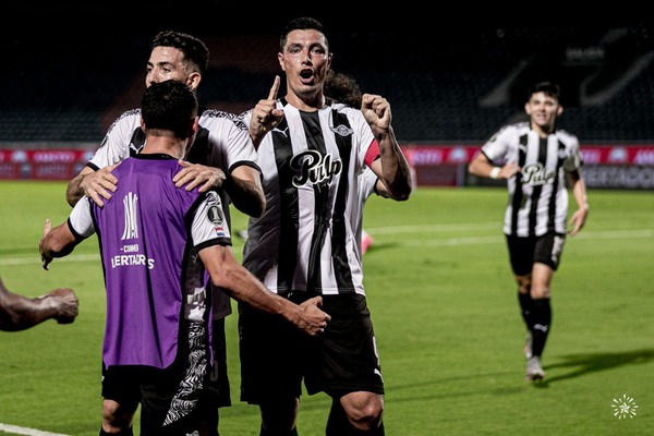 Óscar “Tacuara” Cardozo figura en el once ideal de la semana de la Libertadores - Megacadena — Últimas Noticias de Paraguay