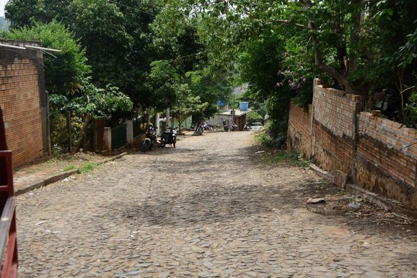 CDE: inician obras de 44 empedrados y pavimentos rígidos en diferentes barrios | OnLivePy