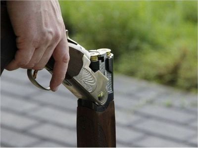 Cazador detenido con dos monos muertos en reserva boscosa