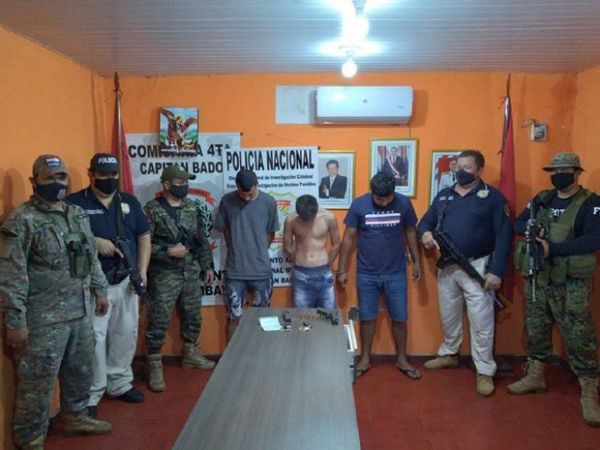 Cuatro personas aprehendidas tras enfrentamiento con la Policía Nacional