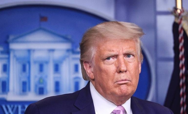 HOY / Trump apunta que dejará la Casa Blanca mientras reitera denuncias de fraude