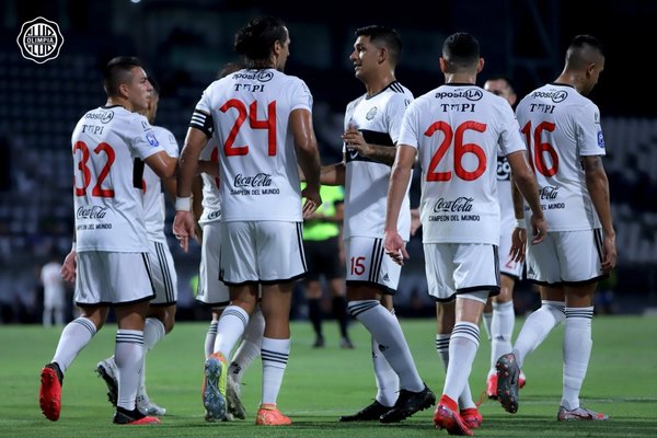 Olimpia busca la punta ante River Plate