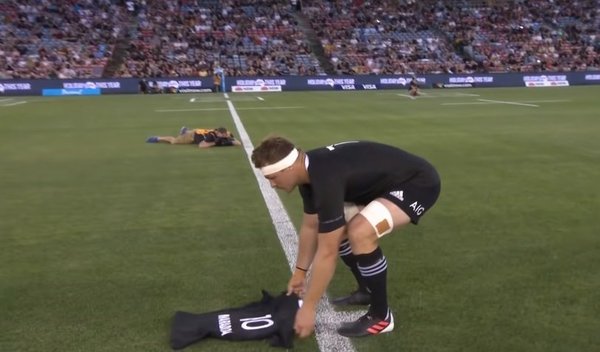 All Blacks rinde tributo a Maradona antes del haka frente a Los Pumas | Noticias Paraguay
