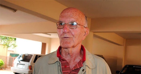 La Nación / Pa’i Oliva pide volver al Bañado, pero al parecer no lo dejan