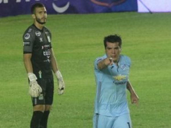 Agónico gol de Fidencio Oviedo para el triunfo de Bolívar - Fútbol - ABC Color