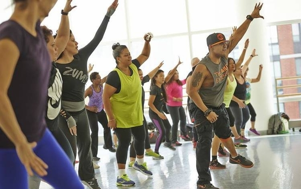 HOY / Deportes en tiempo de COVID: zumba es riesgoso, recomiendan yoga y pilates