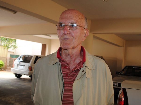 Pa'i Oliva pide pasar sus últimos días en su casa del Bañado Sur