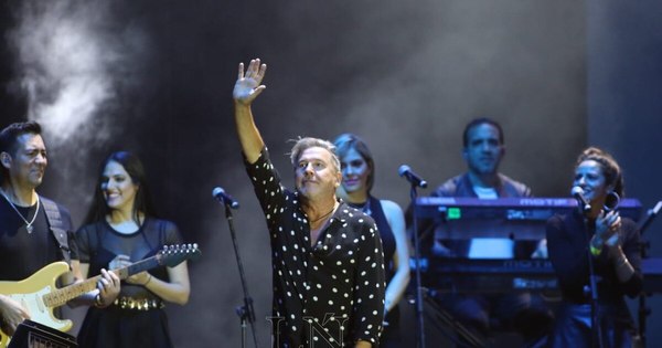 La Nación / Ricardo Montaner brinda un espectacular show virtual