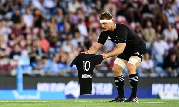 All Blacks homenajea a Maradona en su haka