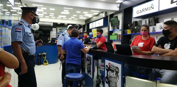 Siguen estafando a los turistas en los comercios de CDE - ABC en el Este - ABC Color