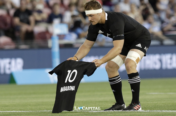 El emotivo homenaje de los All Blacks a Diego Maradona en la previa al partido con Los Pumas - Megacadena — Últimas Noticias de Paraguay