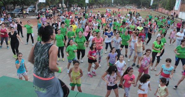 La Nación / Deportes en tiempo de COVID: zumba es riesgoso, recomiendan yoga y pilates