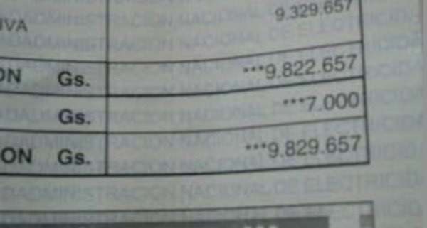 Crónica / La ANDE aclaró que usuario si debe ndaje ¡10 millones!