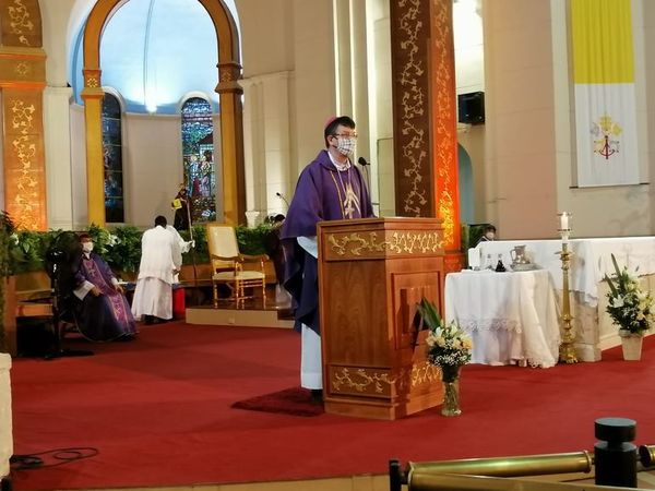 Obispo reprocha a las autoridades por infundir miedo para combatir al COVID - Nacionales - ABC Color