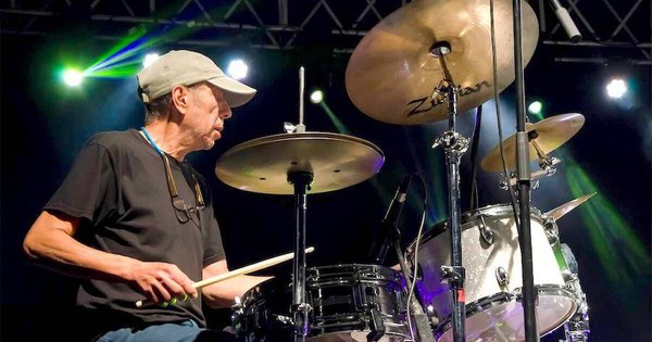La Nación / “Toti” Morel, la leyenda detrás de esa “bata” prodigiosa