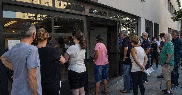 La Nación / San Pablo y Río de Janeiro eligen alcaldes en un Brasil agobiado por la pandemia