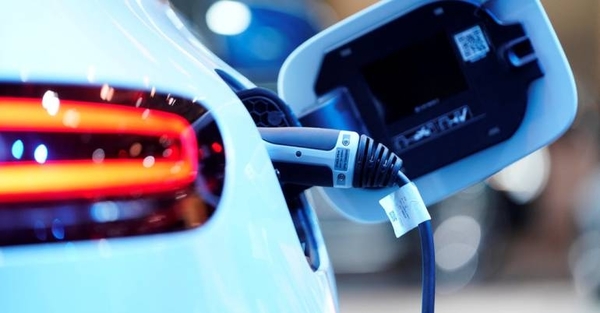 HOY / Autos eléctricos en Paraguay, un sector en auge con gran potencial para desarrollarse