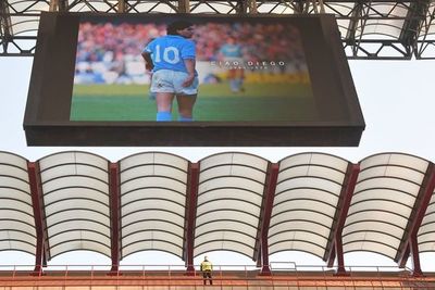 Allanan el consultorio e “imputan por homicidio culposo” a médico de Maradona - Fútbol - ABC Color