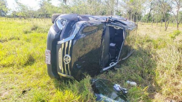 Hija de gobernador de Alto Paraná y su familia se salvan de milagro